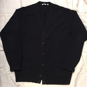 Uniqlo 100% wool cardigan. Navy mens large
